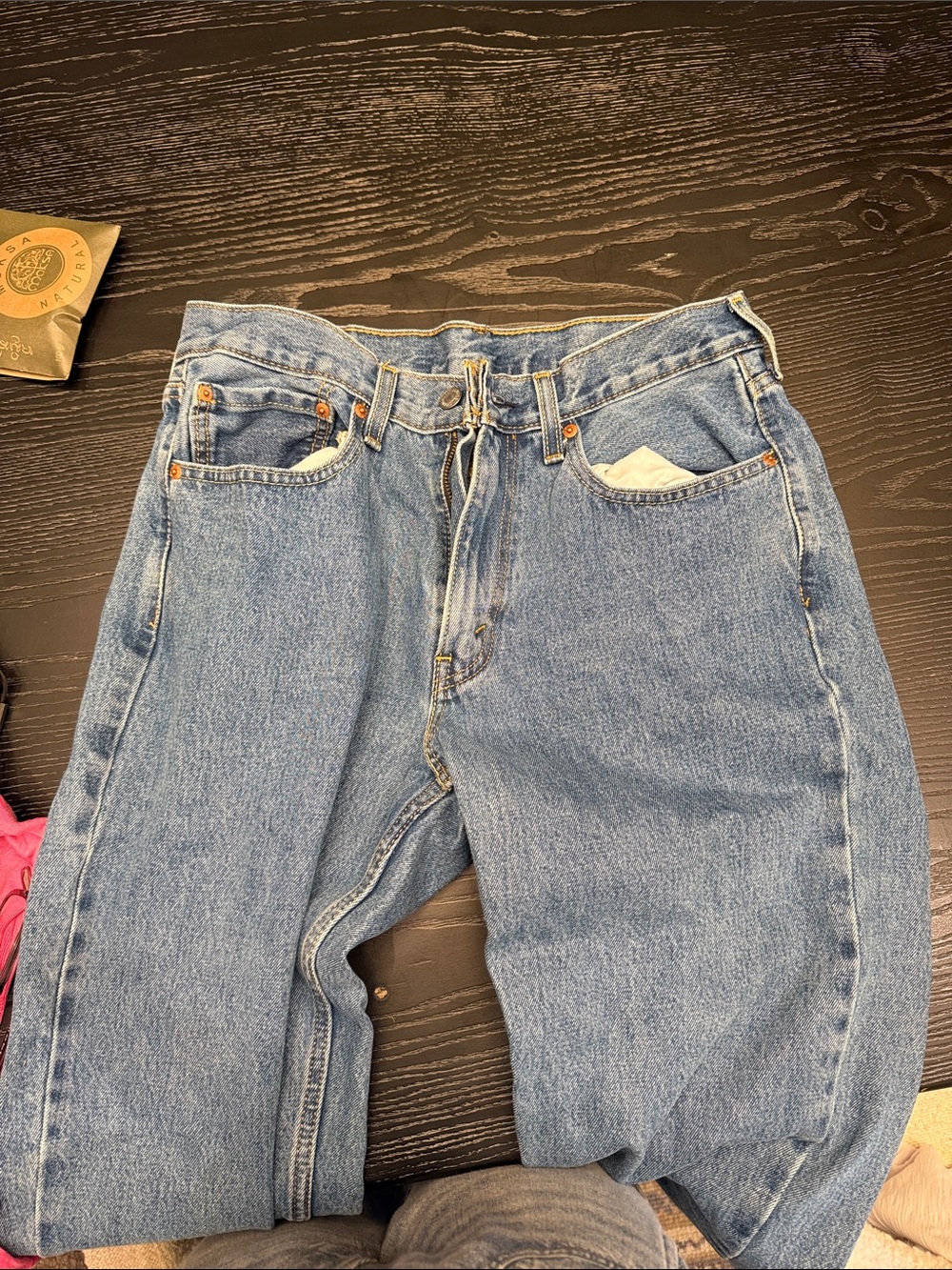 LEVIS men’s 32x32 550s